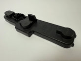 Oryginalny prawy uchwyt lampy tylnej Renault Megane I Mako 39680751
